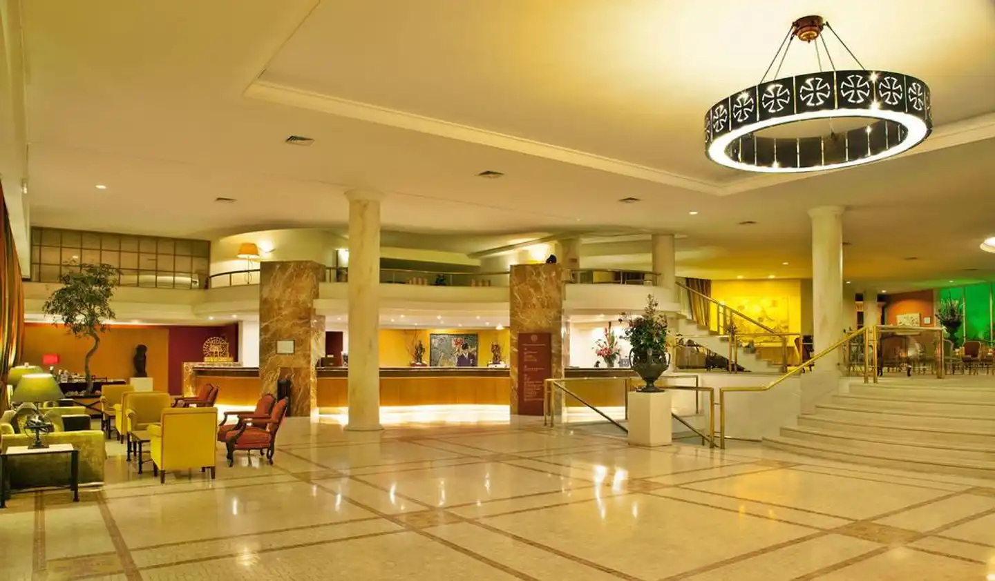 Dos Templarios Lobby