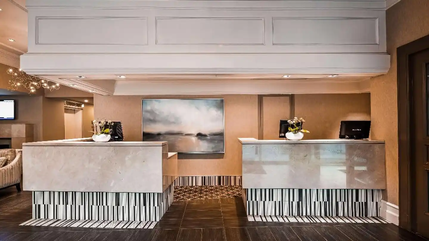 Georgian Court Hotel Bar