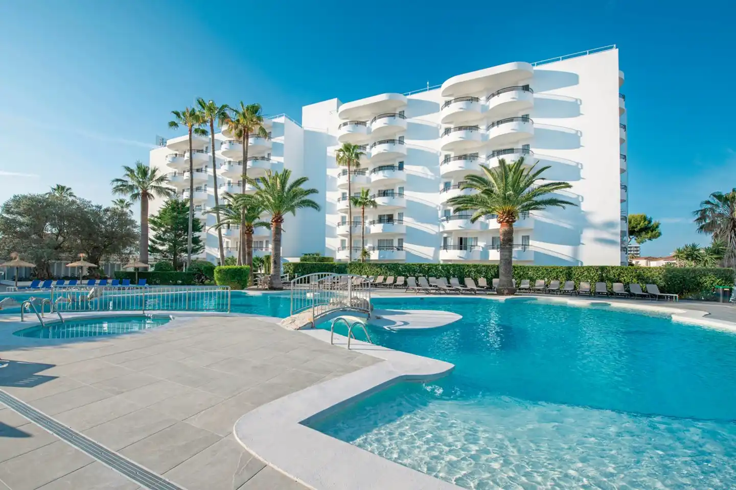Alcudia Beach Pool