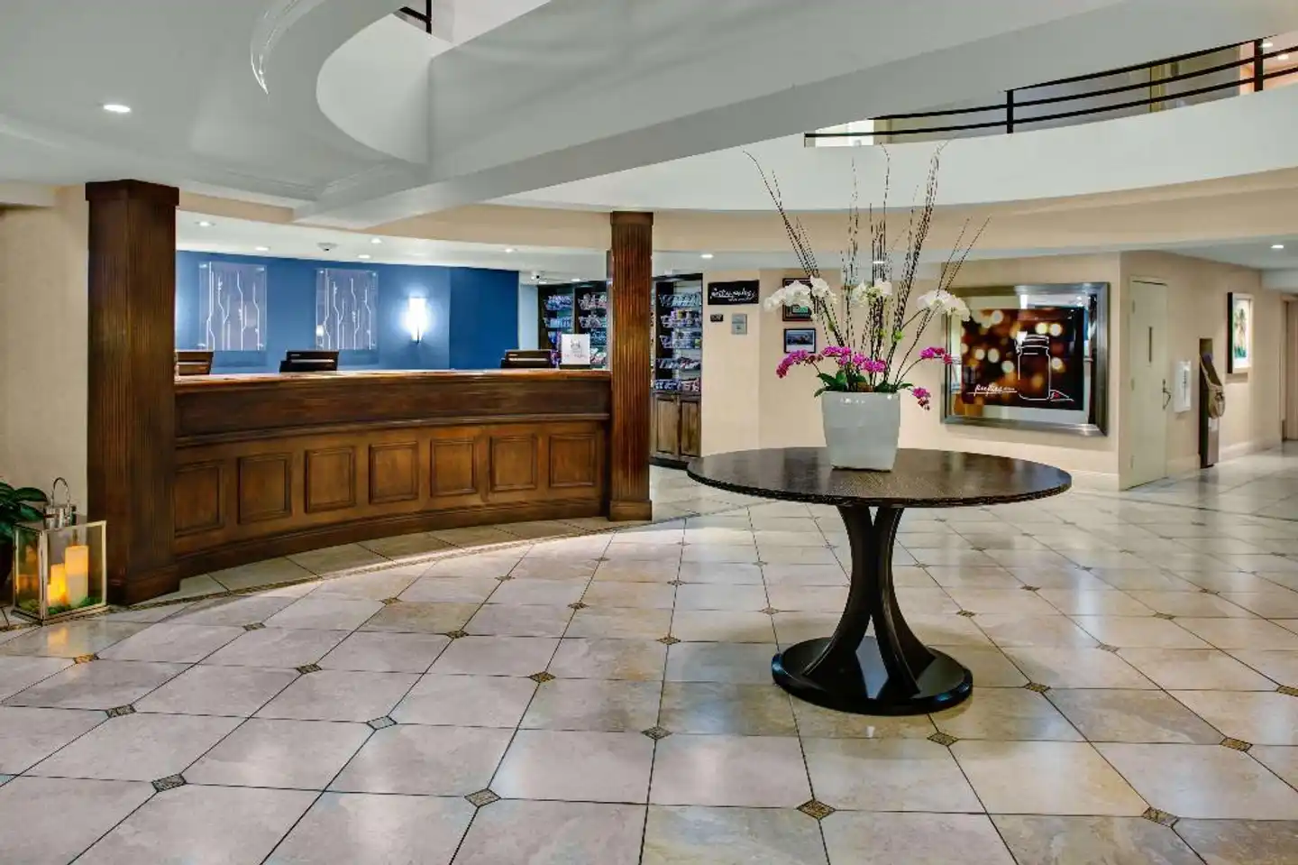 Hilton Garden Inn Monterey Lobby