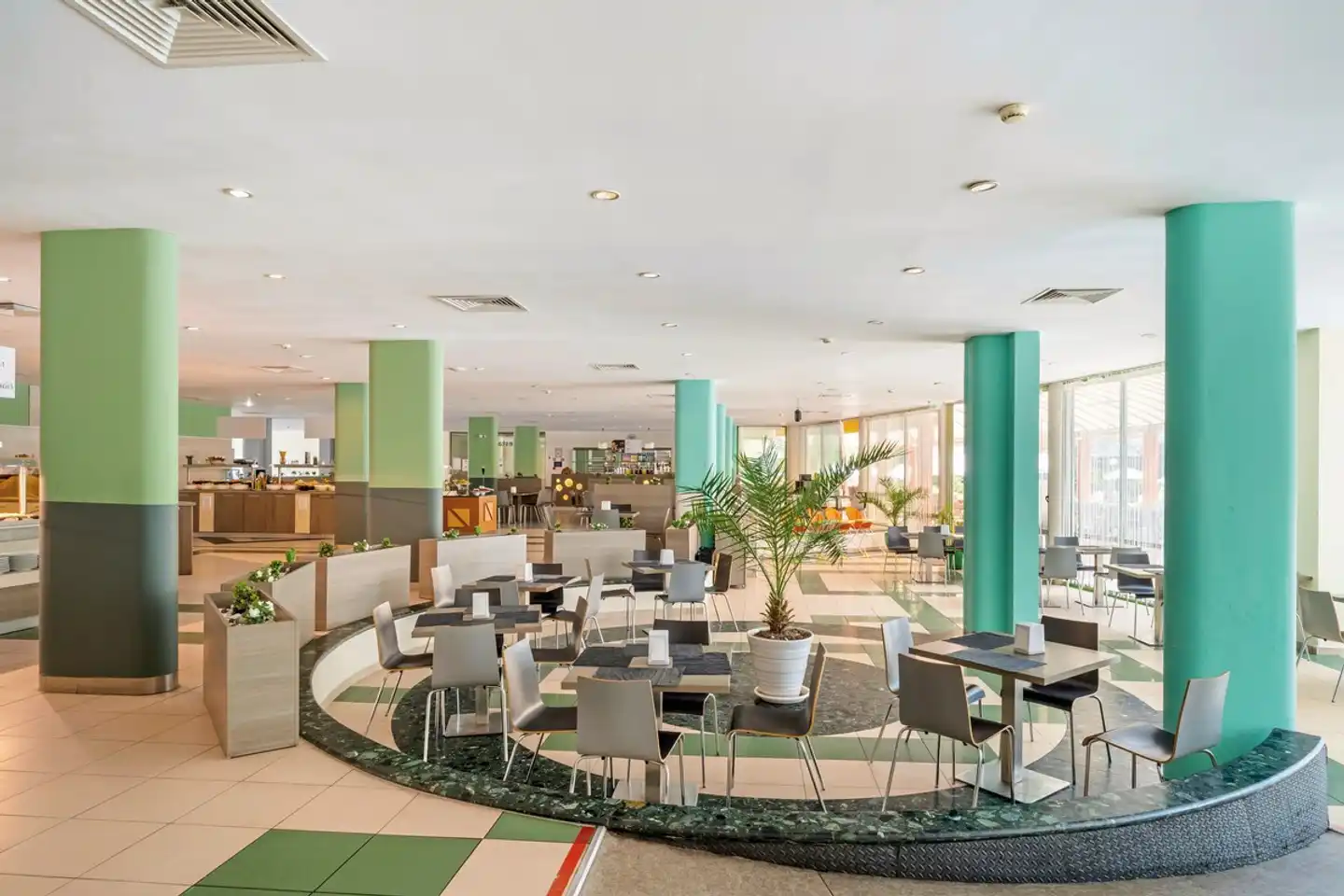 MPM Kalina Garden Lobby