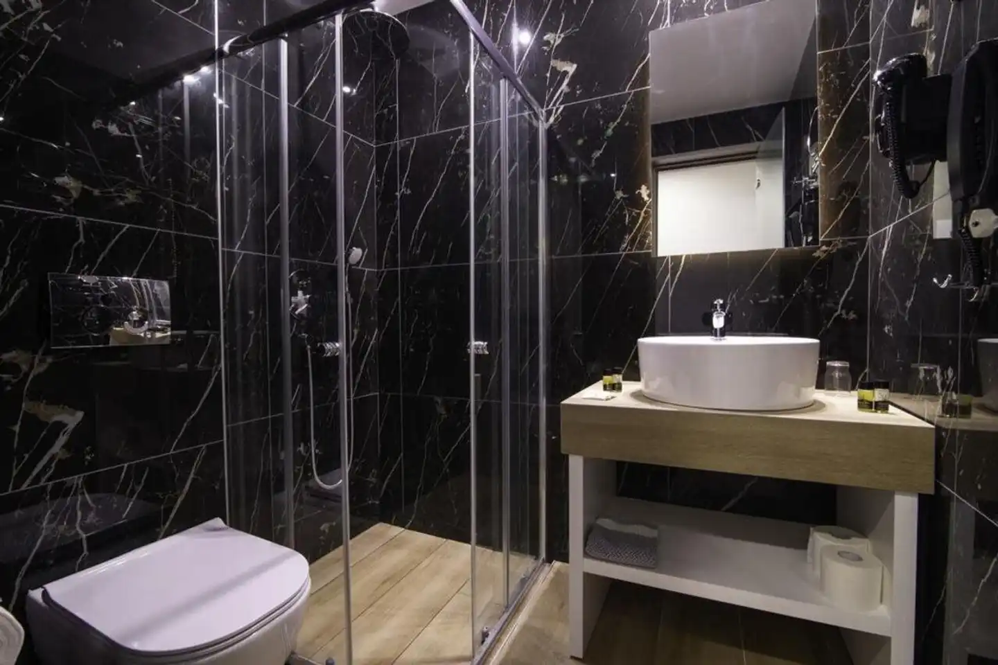 Poseidon Hotel Sea Resort Badezimmer