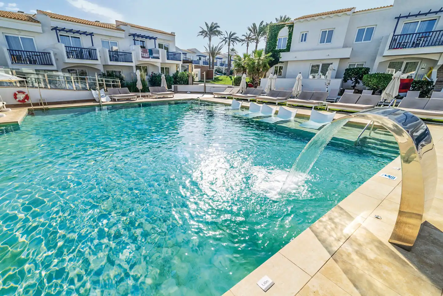 Parque Nereida Suites Pool