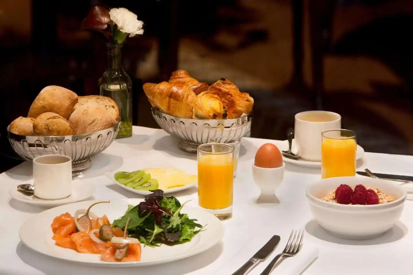 Royal Manotel Restaurant