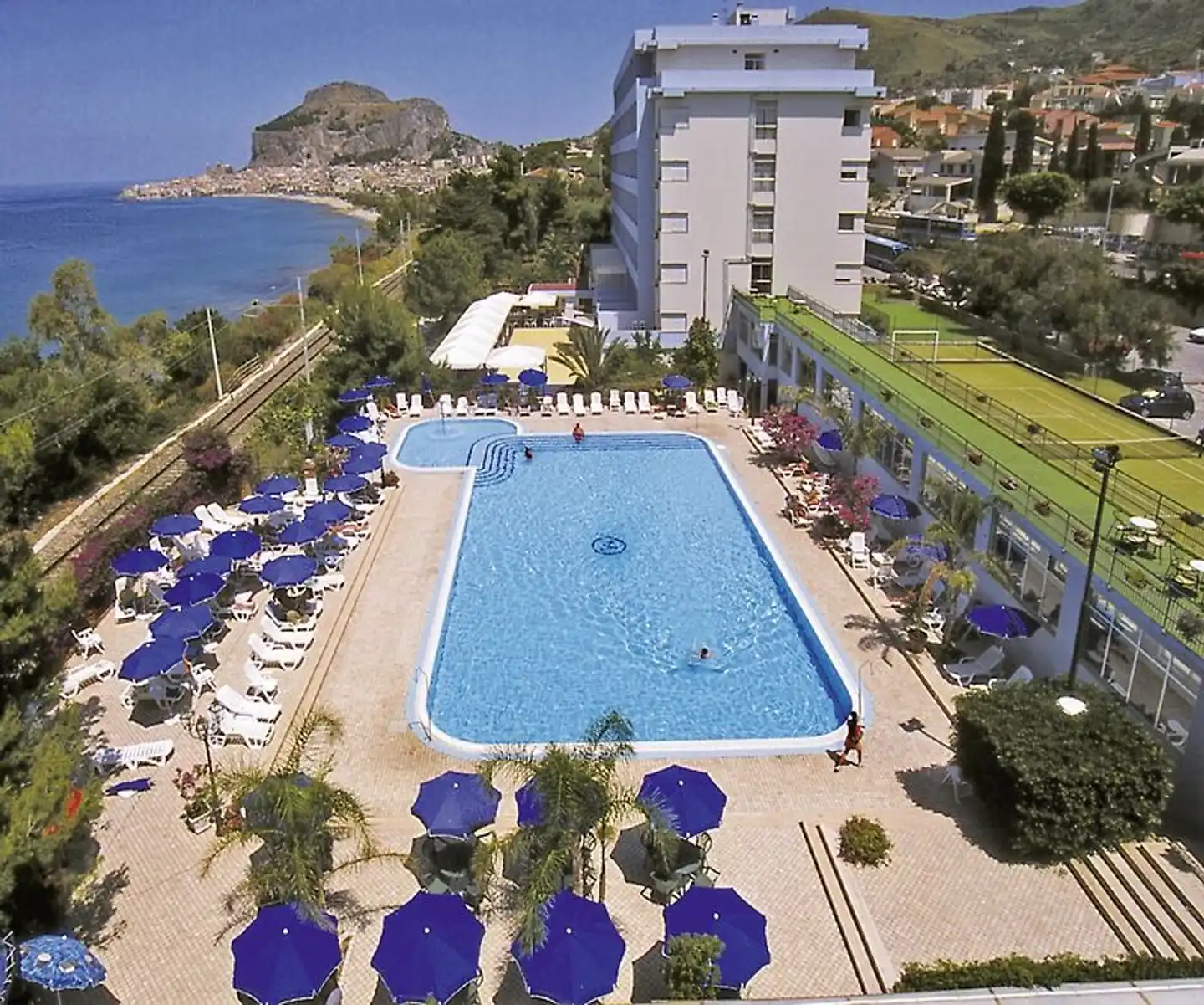 Santa Lucia Le Sabbie d'Oro Pool