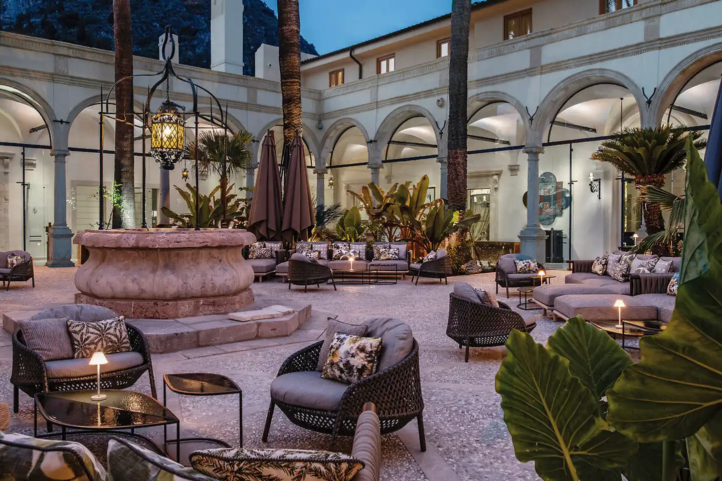 San Domenico Palace, A Four Seasons Hotel Lobby