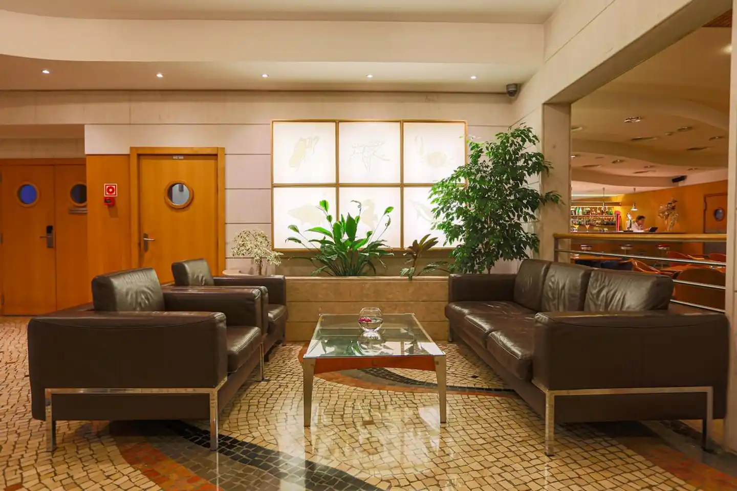 SANA Sesimbra Hotel Lobby