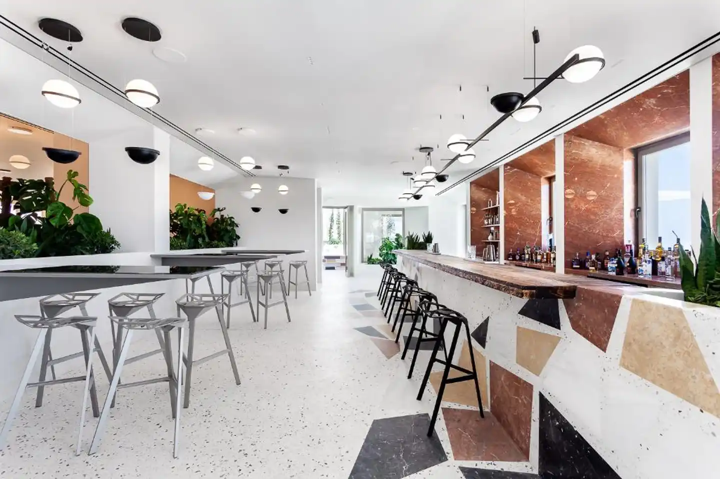 NO'S Santorini Bar