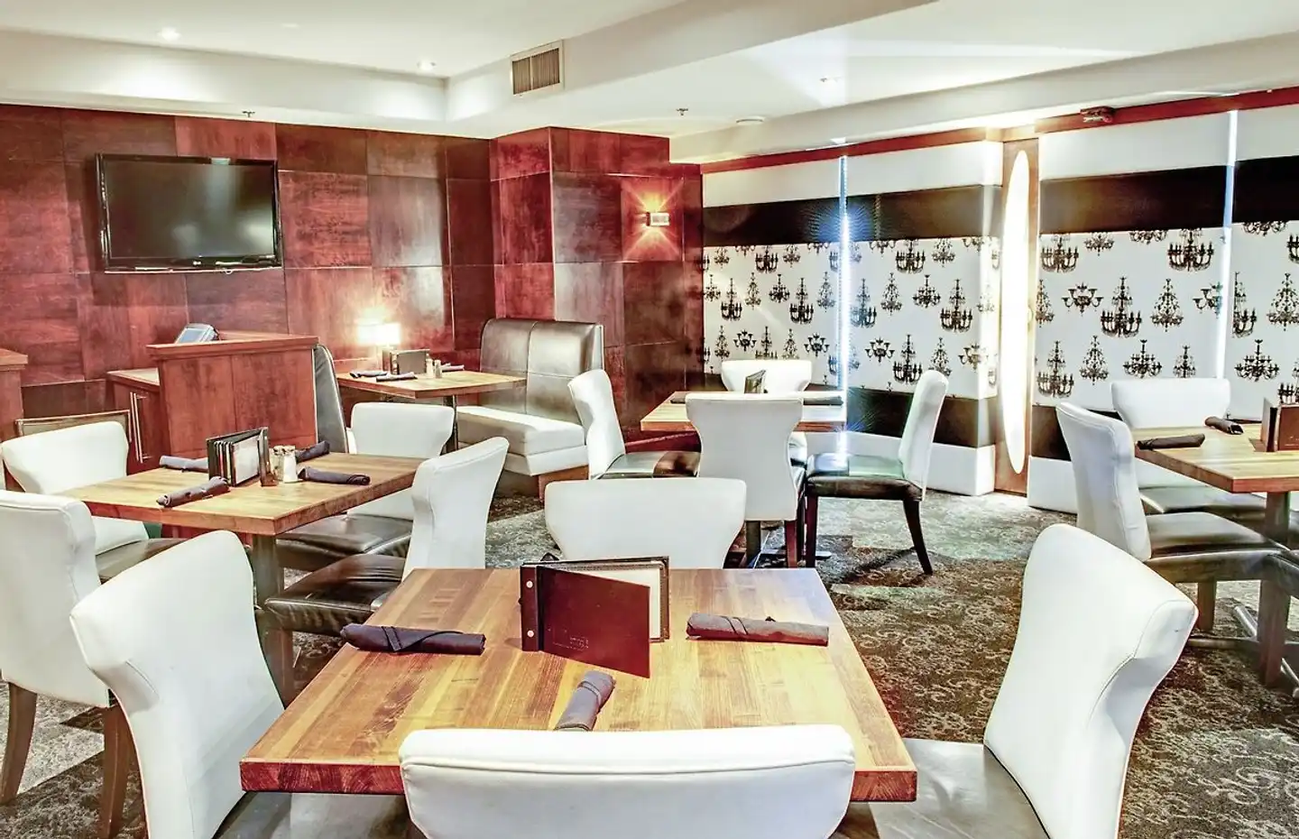 Sandman Hotel Vancouver City Center Restaurant