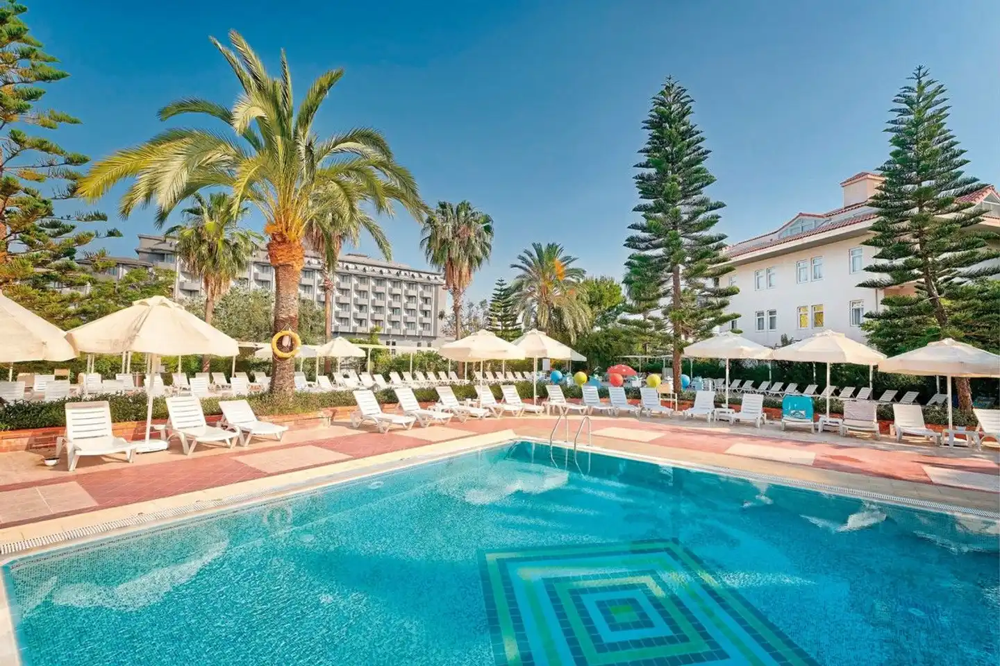 Seaden Corolla Hotel Pool