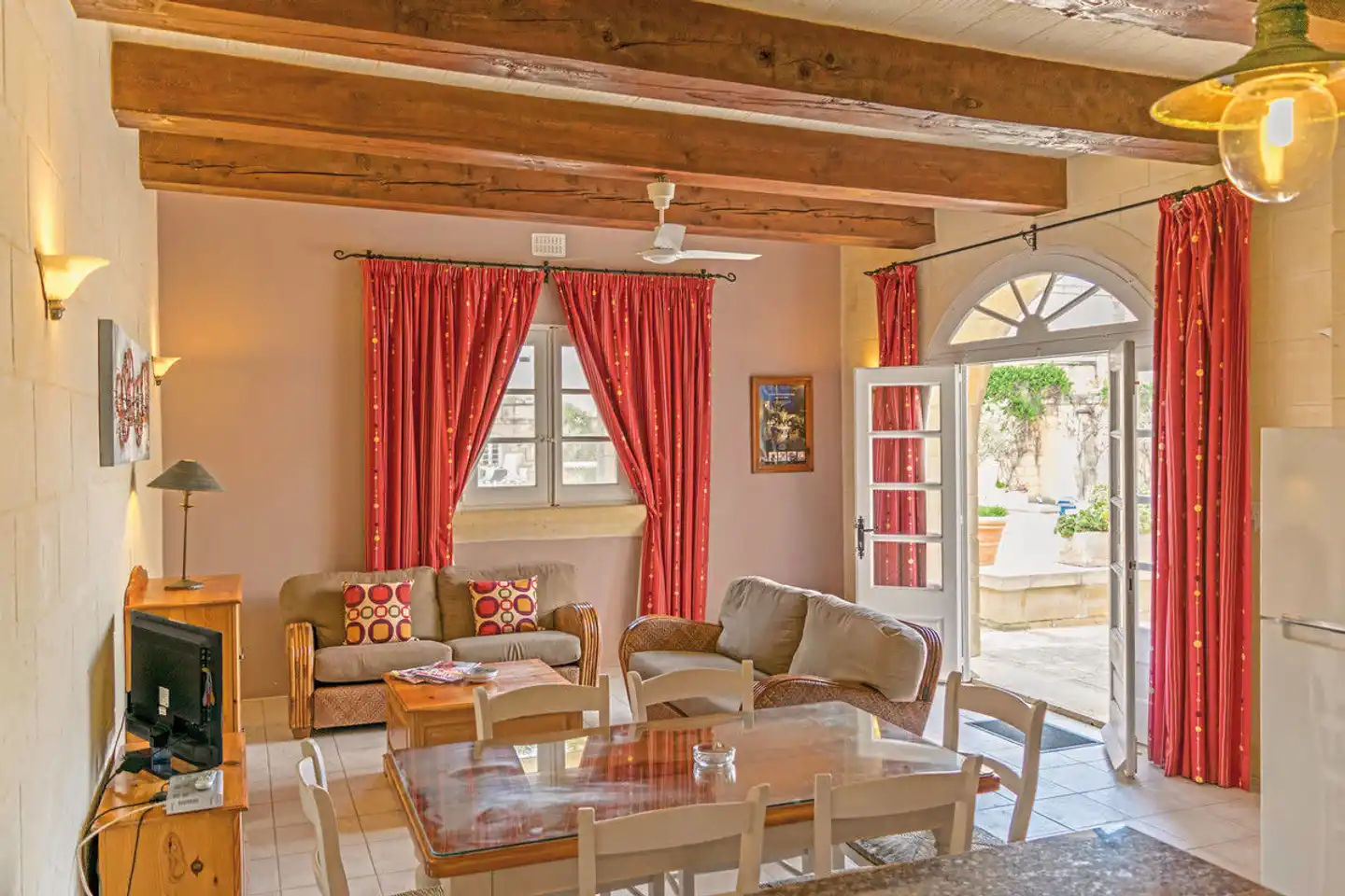 Villagg Tal Fanal Lobby