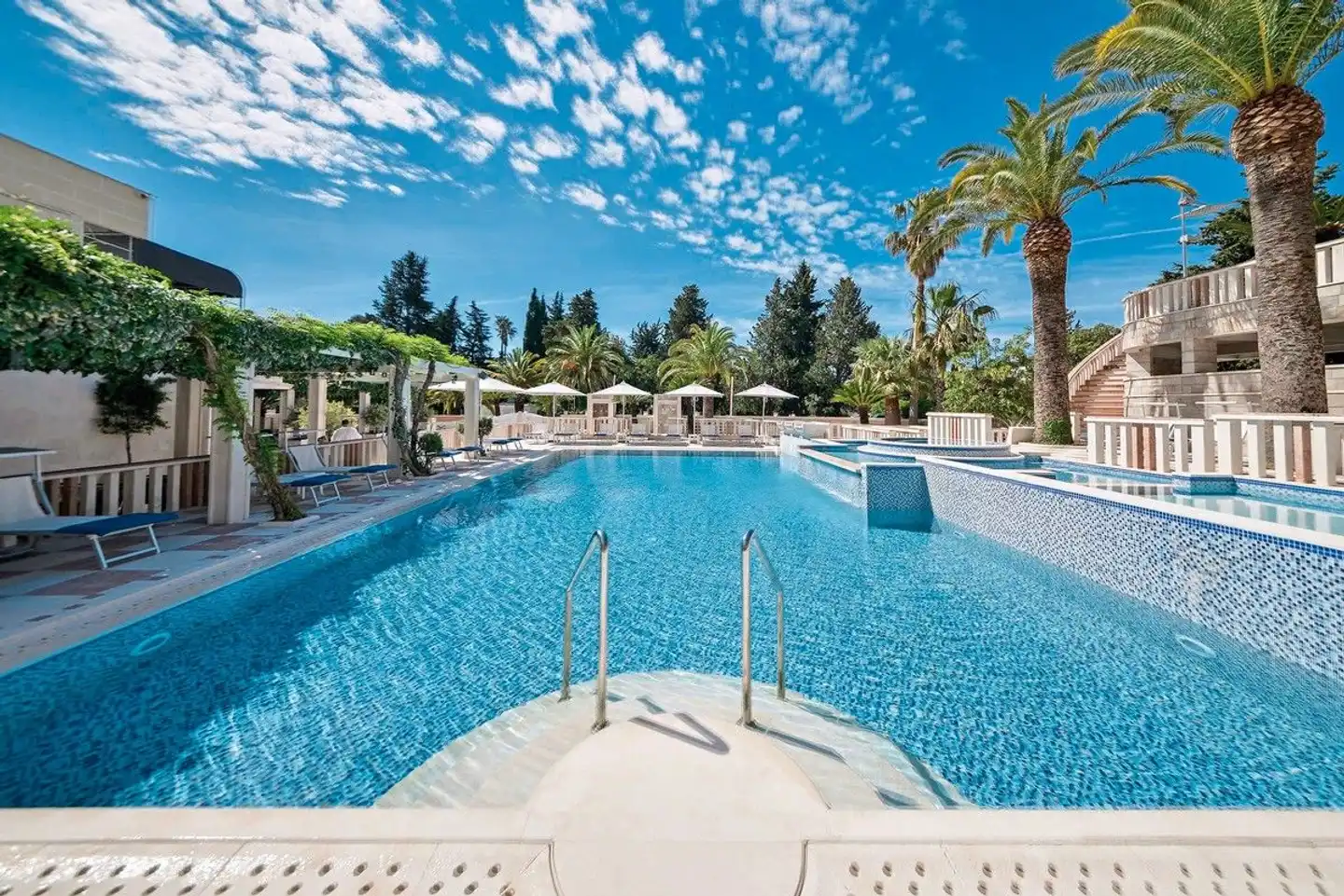 Mediteran Hotel & Resort Pool