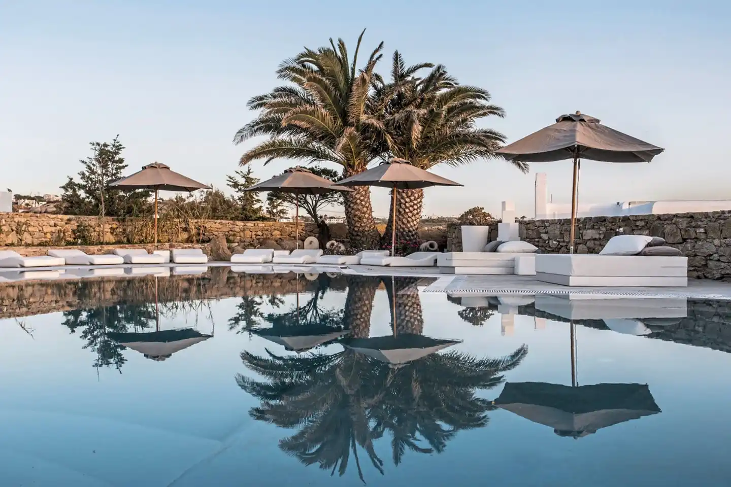 Ostraco Suites Pool