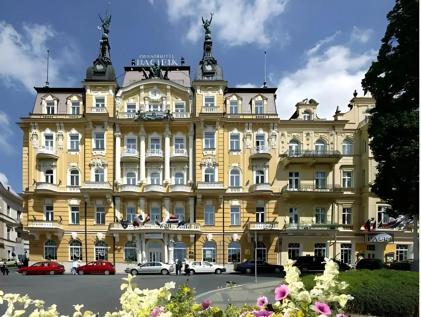Ensana Pacifik Health Spa Hotel Aussenansicht
