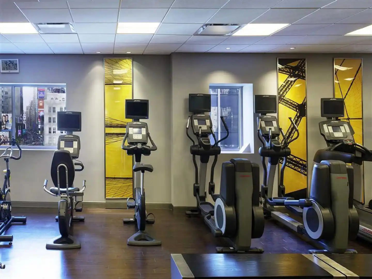 M Social Hotel Times Square New York Sport und Entertainment