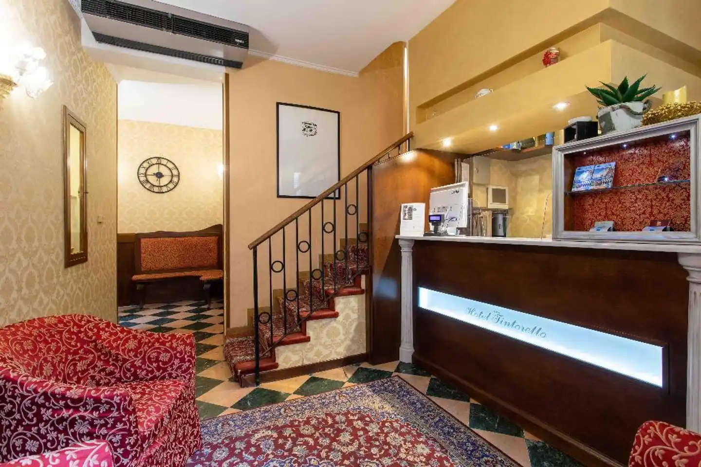 Tintoretto Lobby