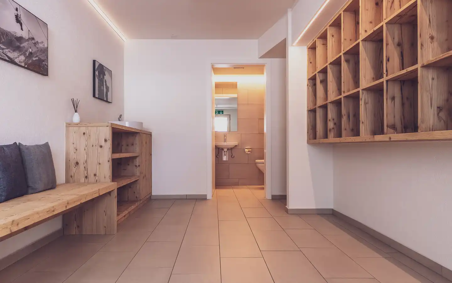 Strela Lobby