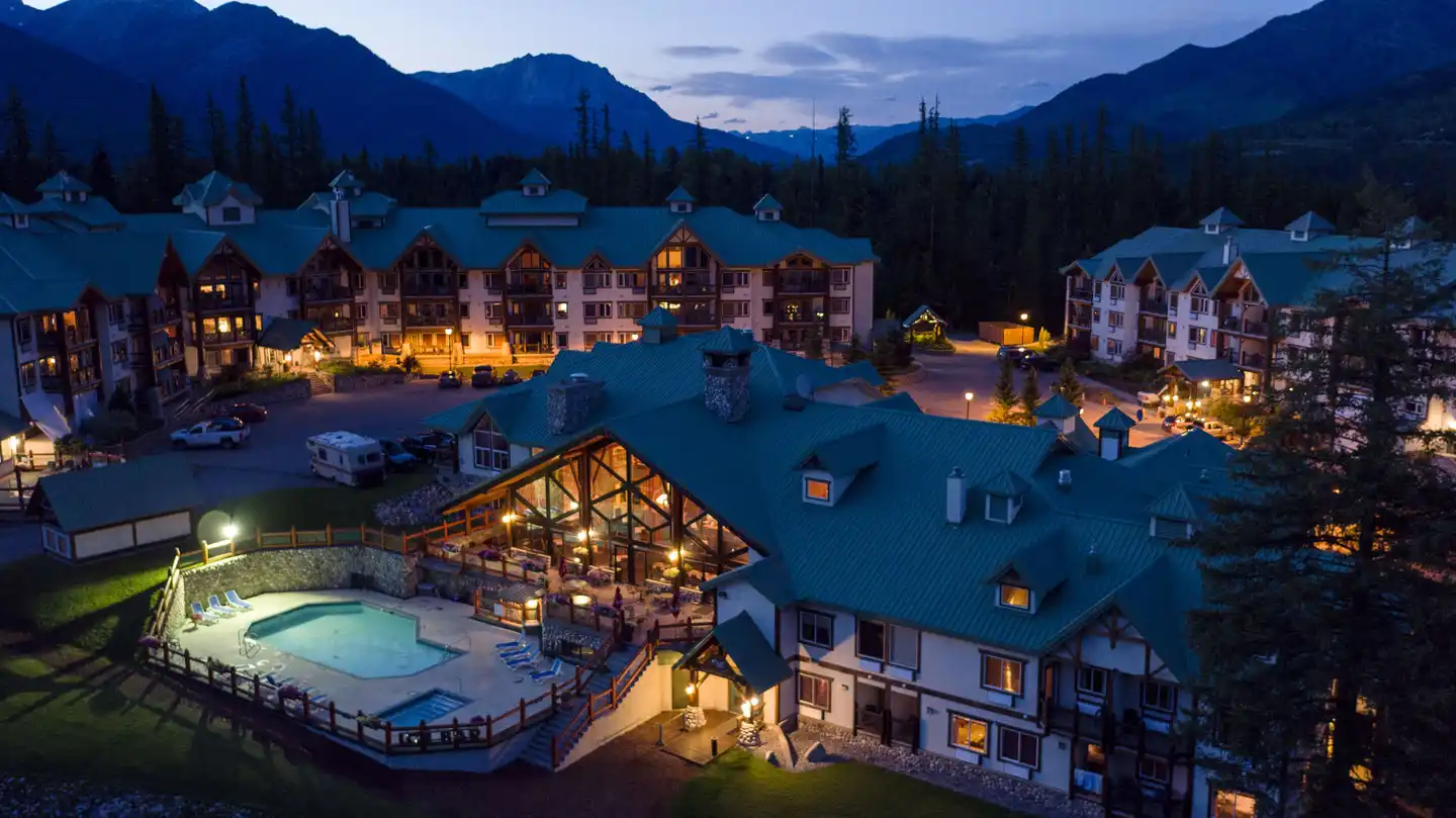 Lizard Creek Lodge Aussenansicht