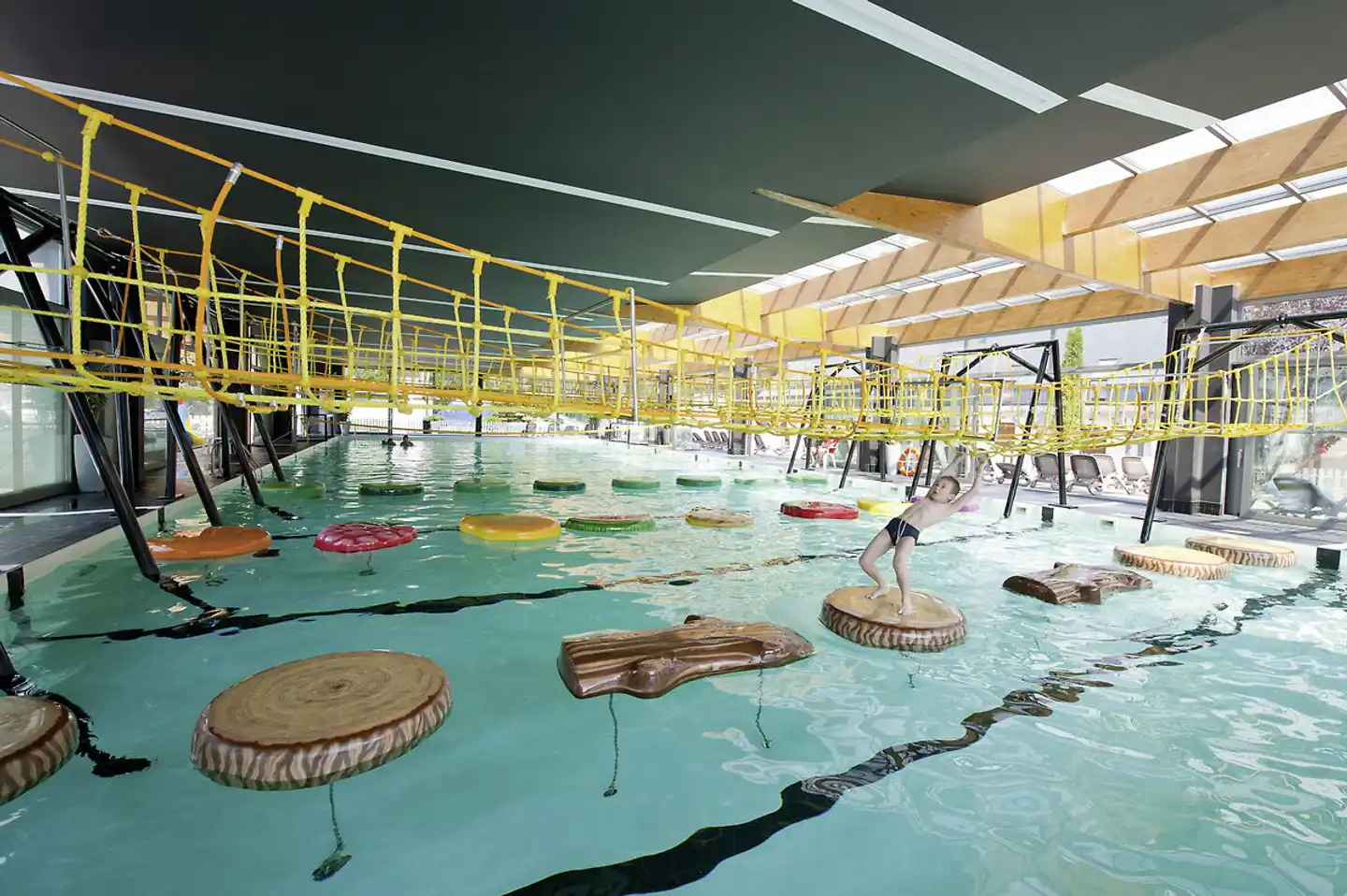 Sandra Spa Hallenbad