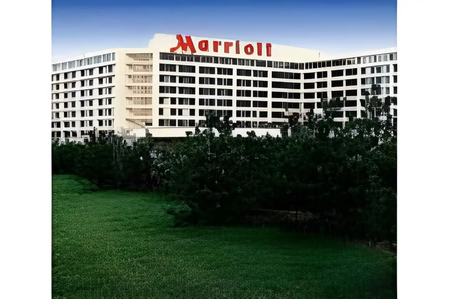 Courtyard by Marriott Toronto Airport Aussenansicht