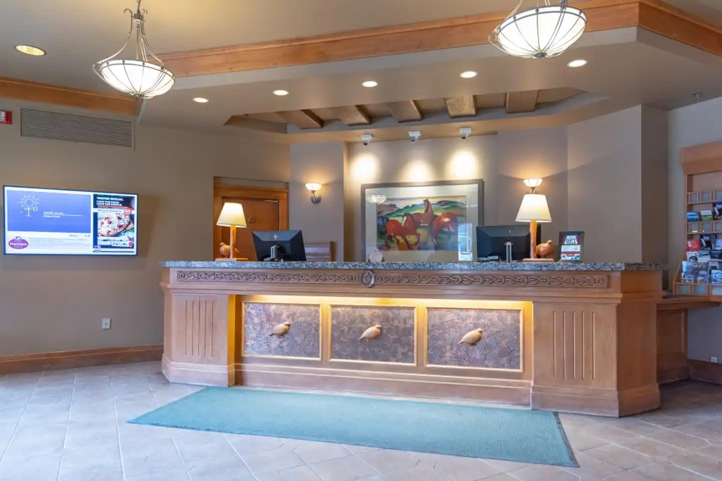 Banff Ptarmigan Inn Lobby
