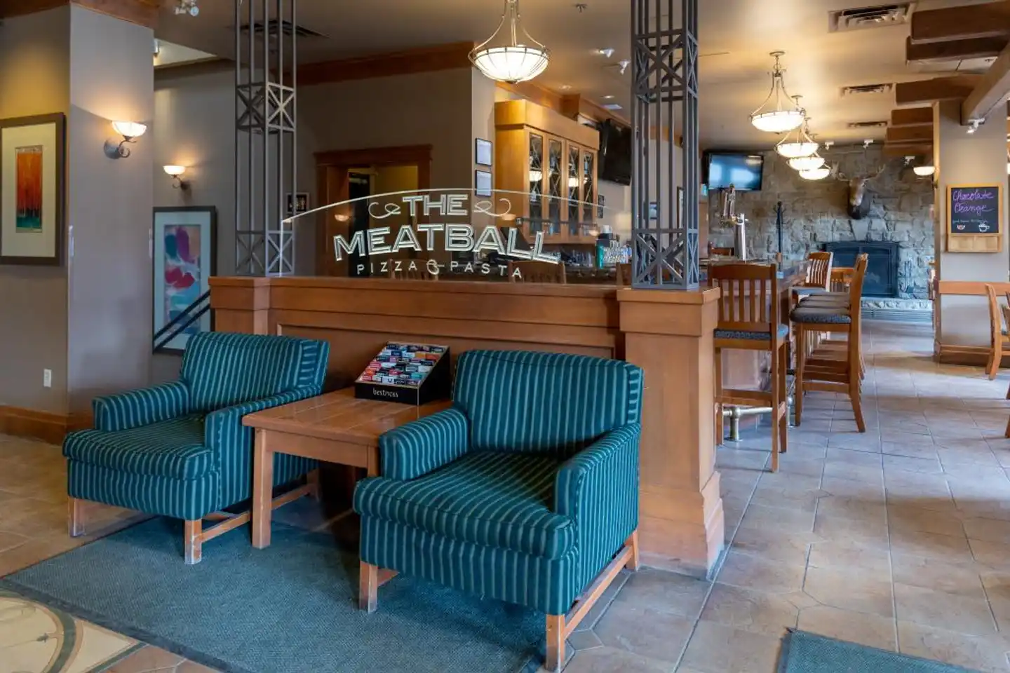 Banff Ptarmigan Inn Lobby