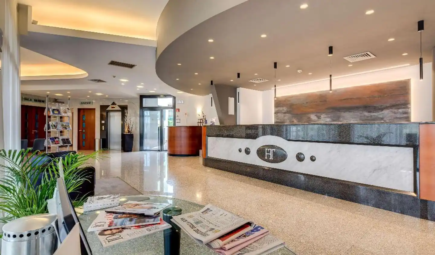 Best Western Hotel Turismo Lobby