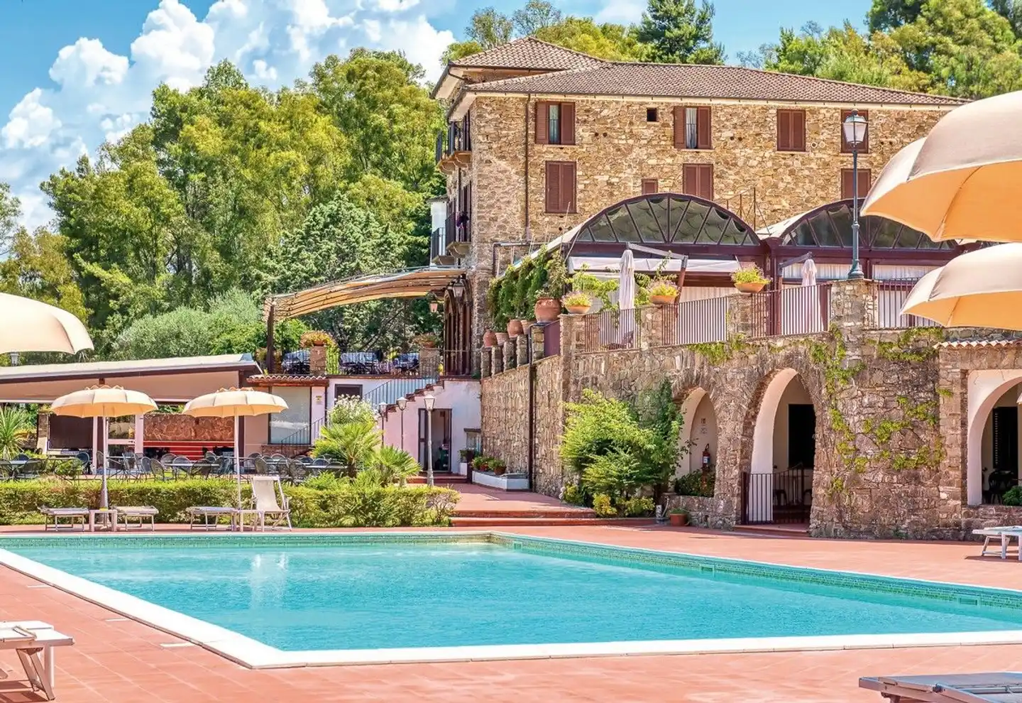 Hermitage Hotel Pool