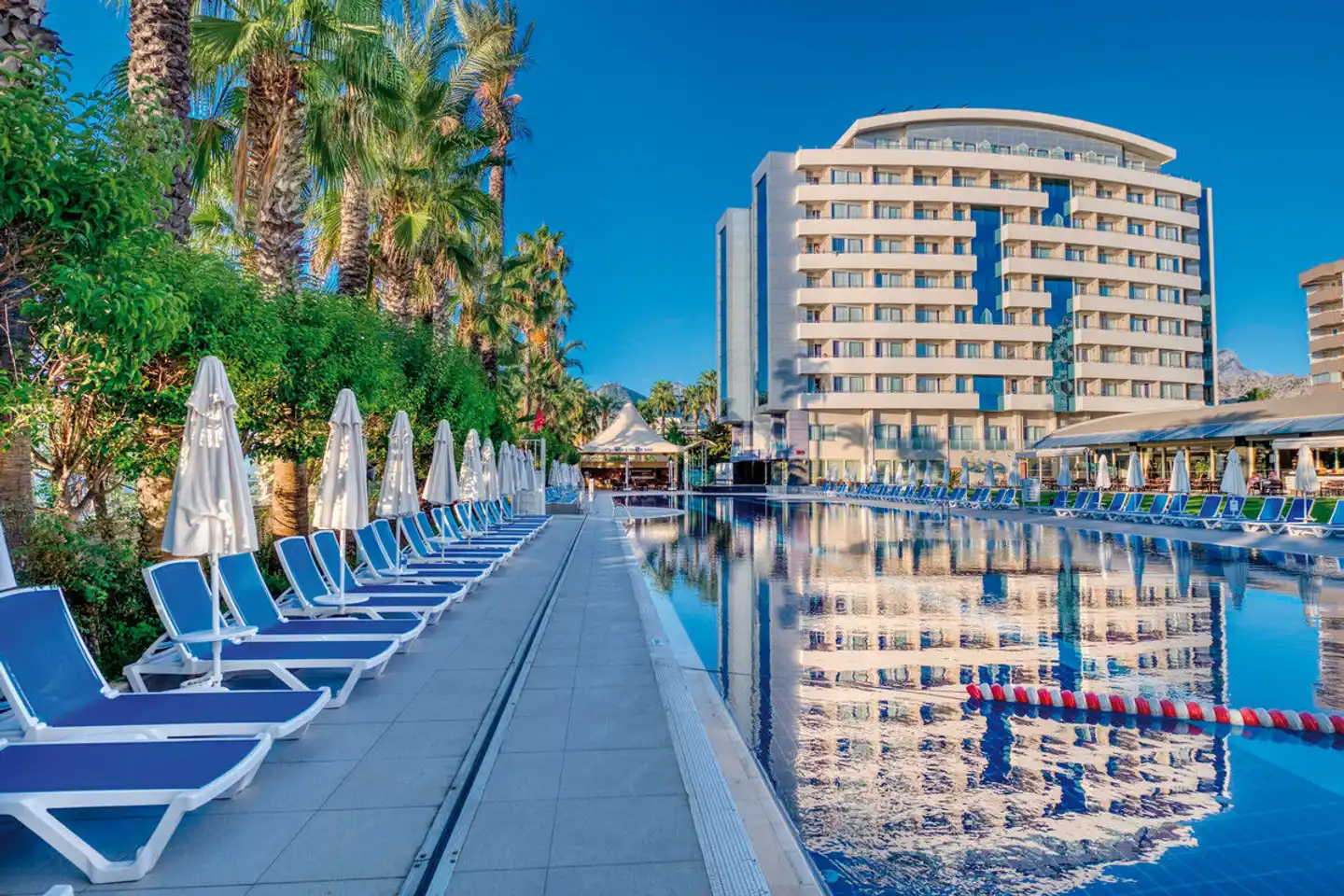 Porto Bello Hotel Aussenansicht
