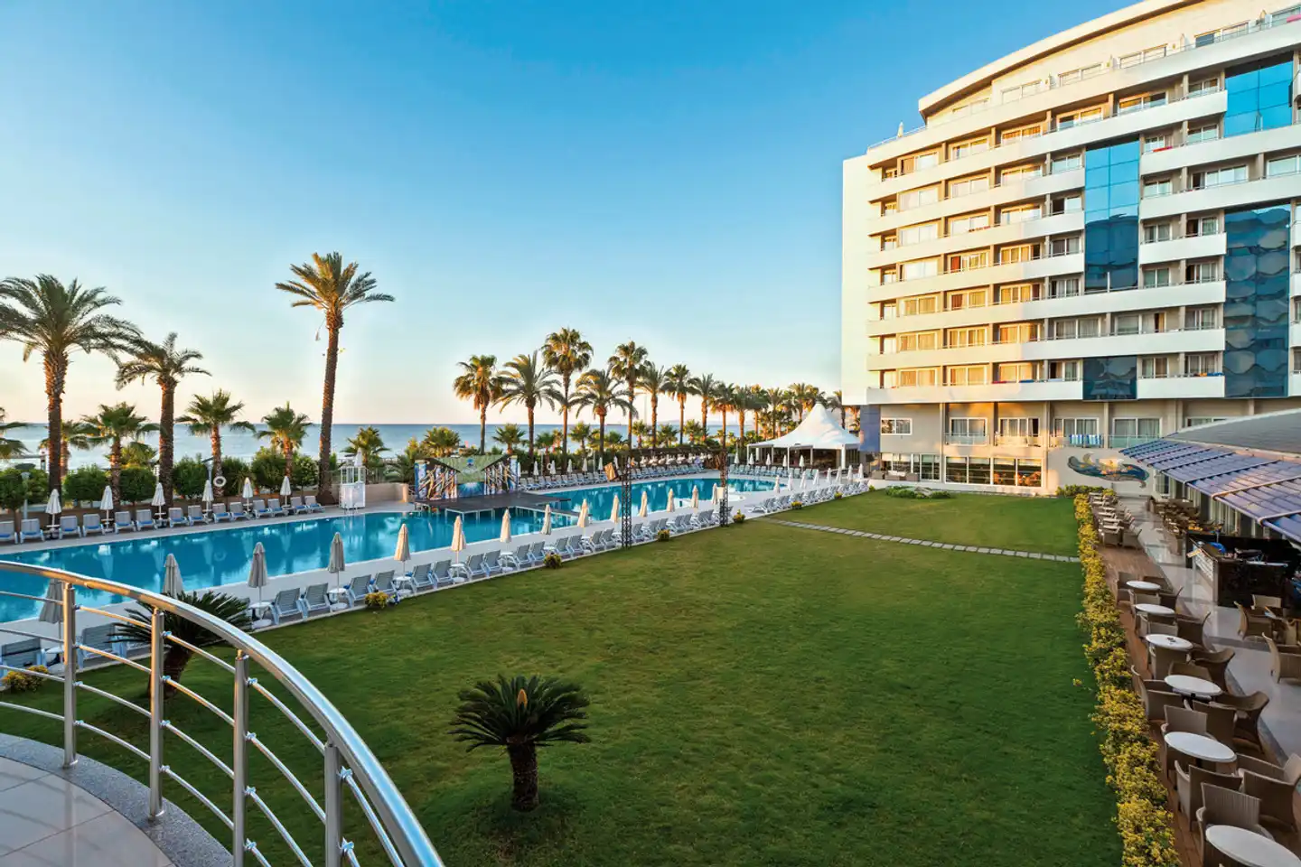 Porto Bello Hotel Pool