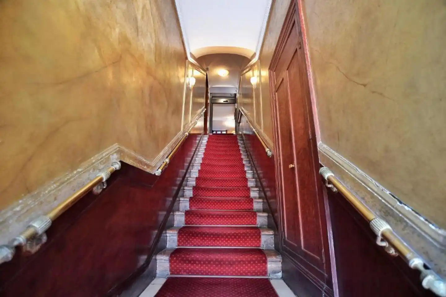 Massimo Plaza Hotel Wellness