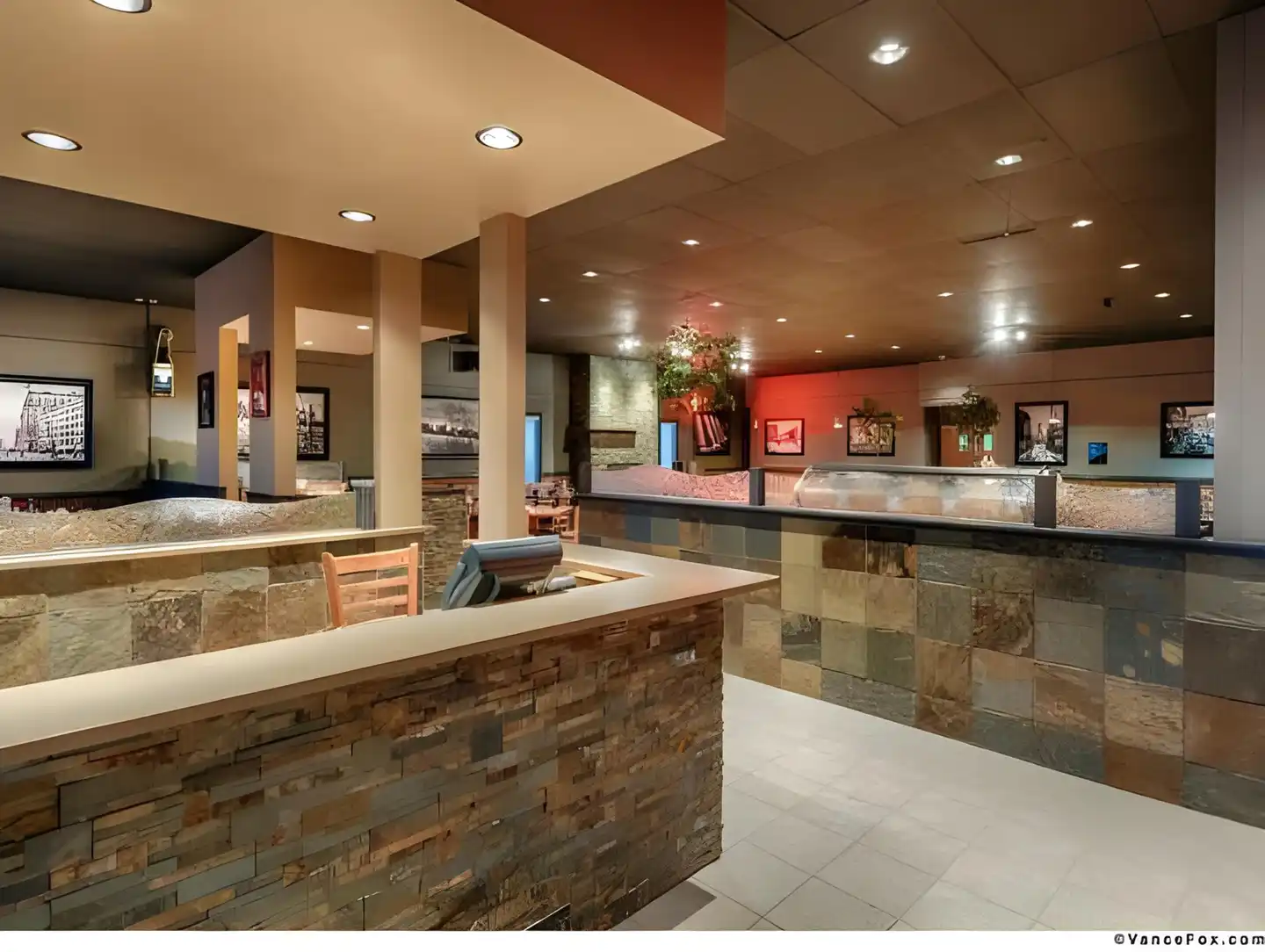 QUALITY INN WHITEHORSE Bar