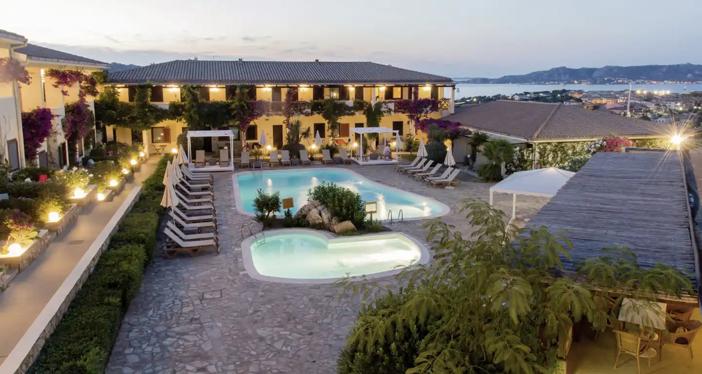 Hotel Palau Aussenansicht