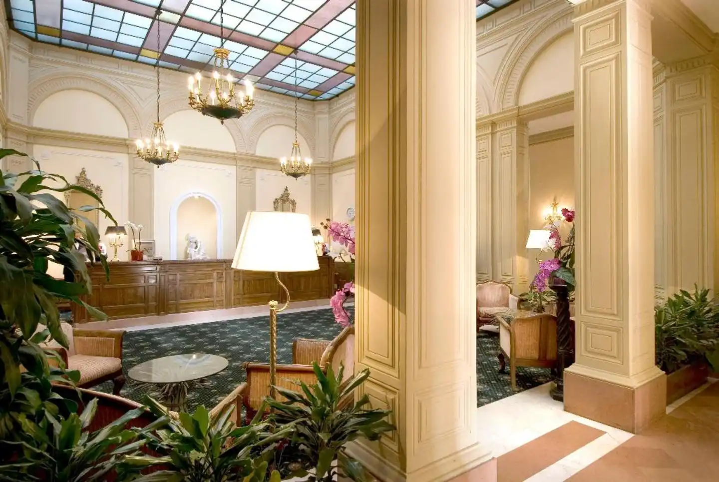 Brufani Palace Hotel Lobby