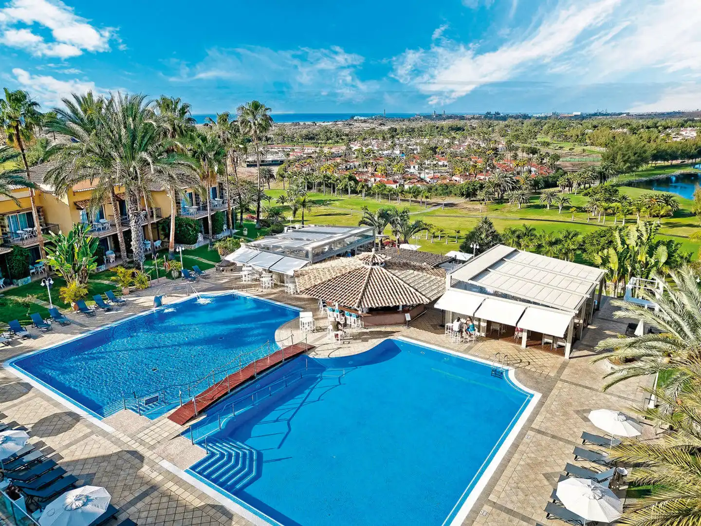 Bull Vital Suites & Spa Boutique Hotel Pool