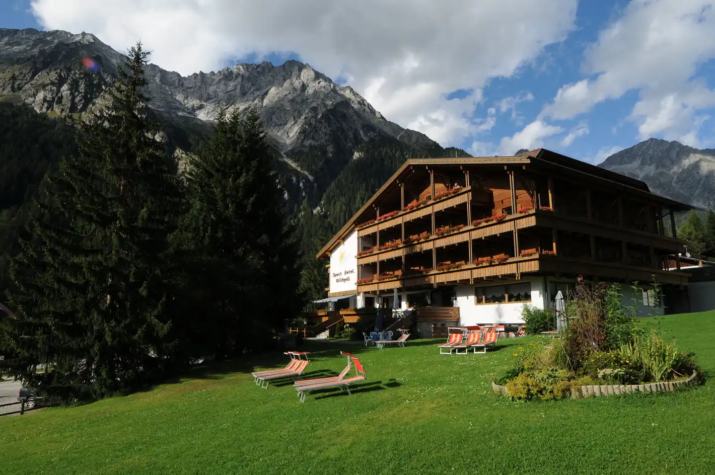 Sporthotel Wildgall Aussenansicht