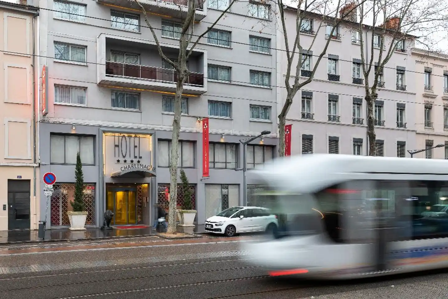Hotel Charlemagne Aussenansicht
