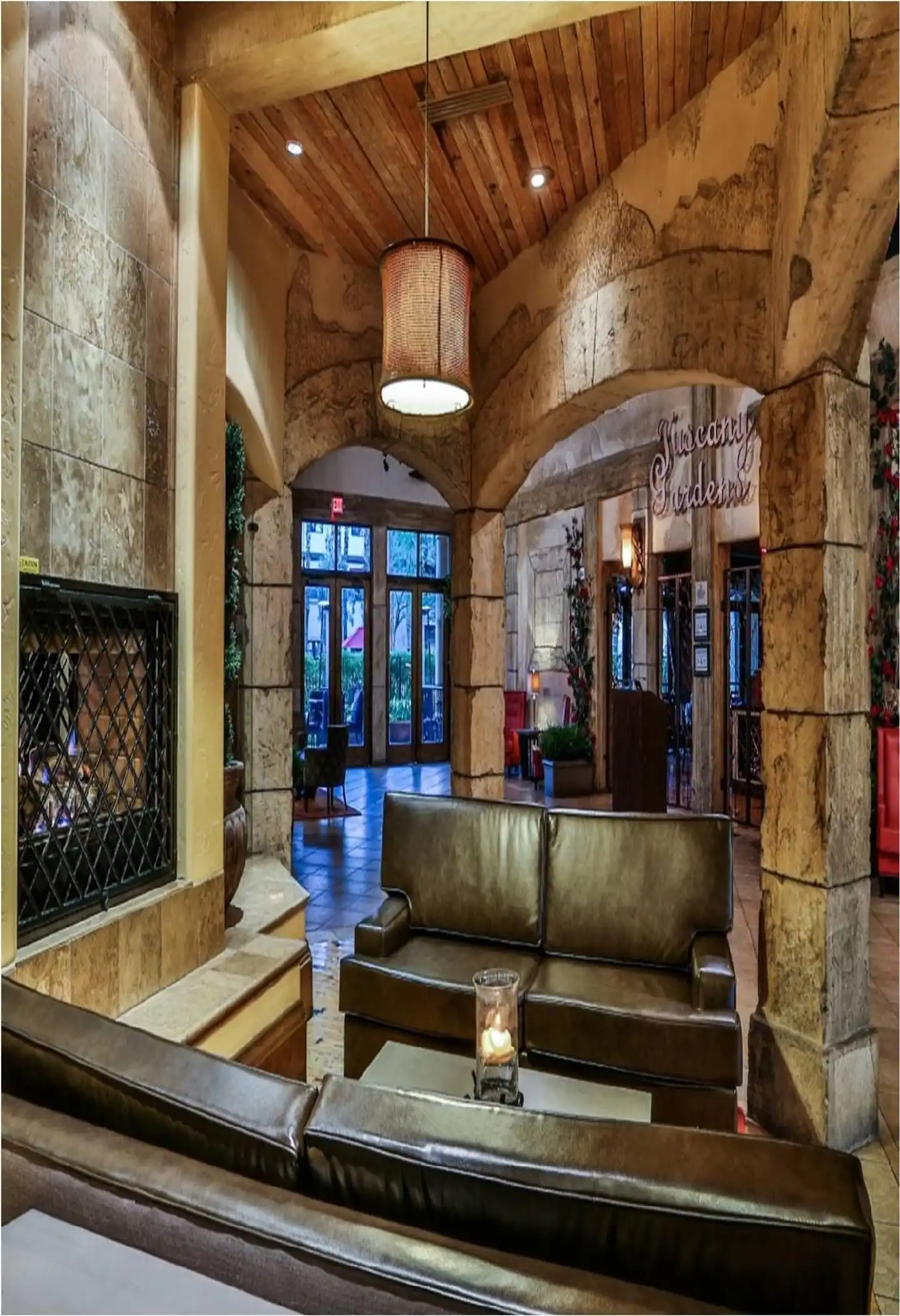 Tuscany Suites & Casino Lobby