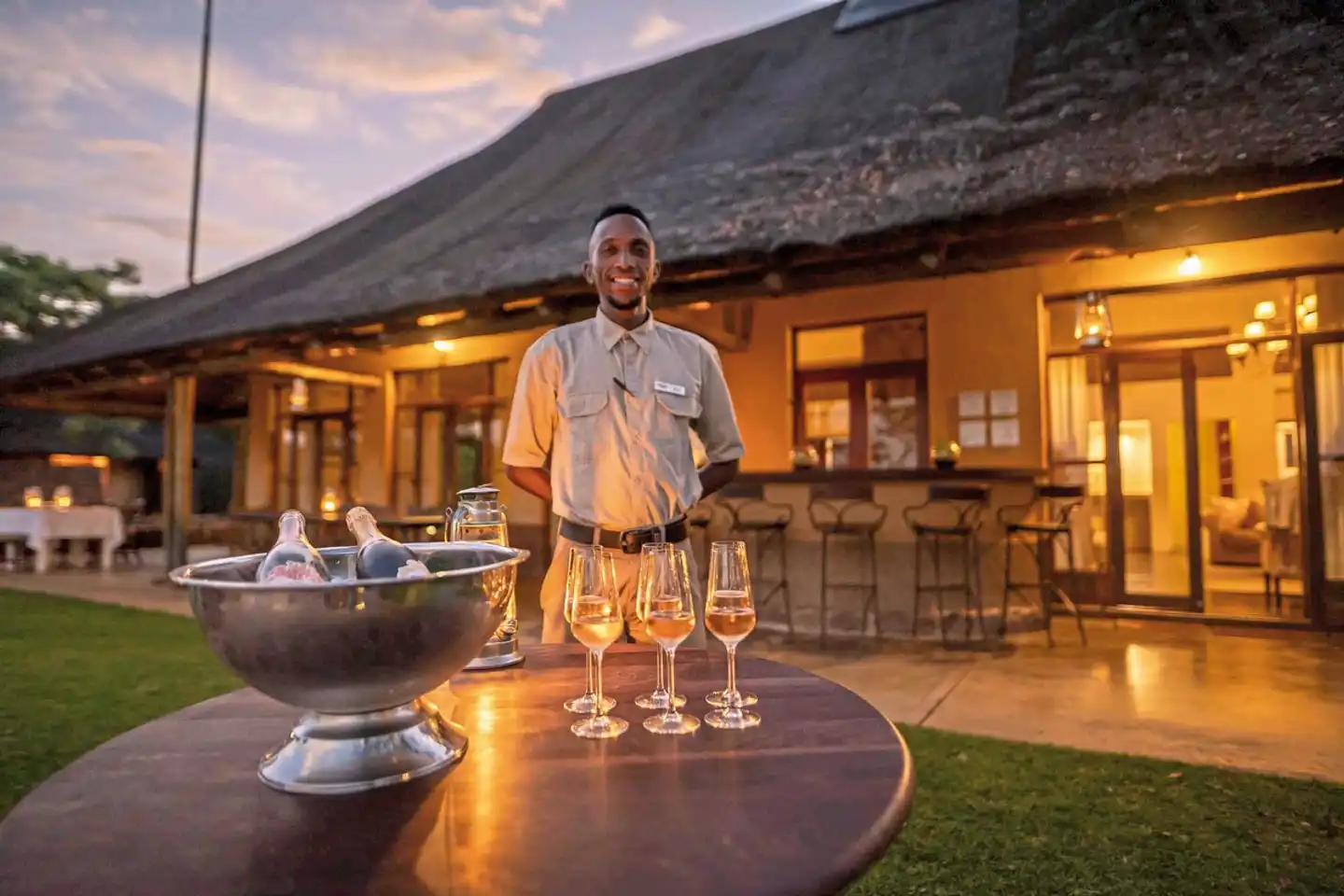 Rare Earth Lodges Welgevonden Personen