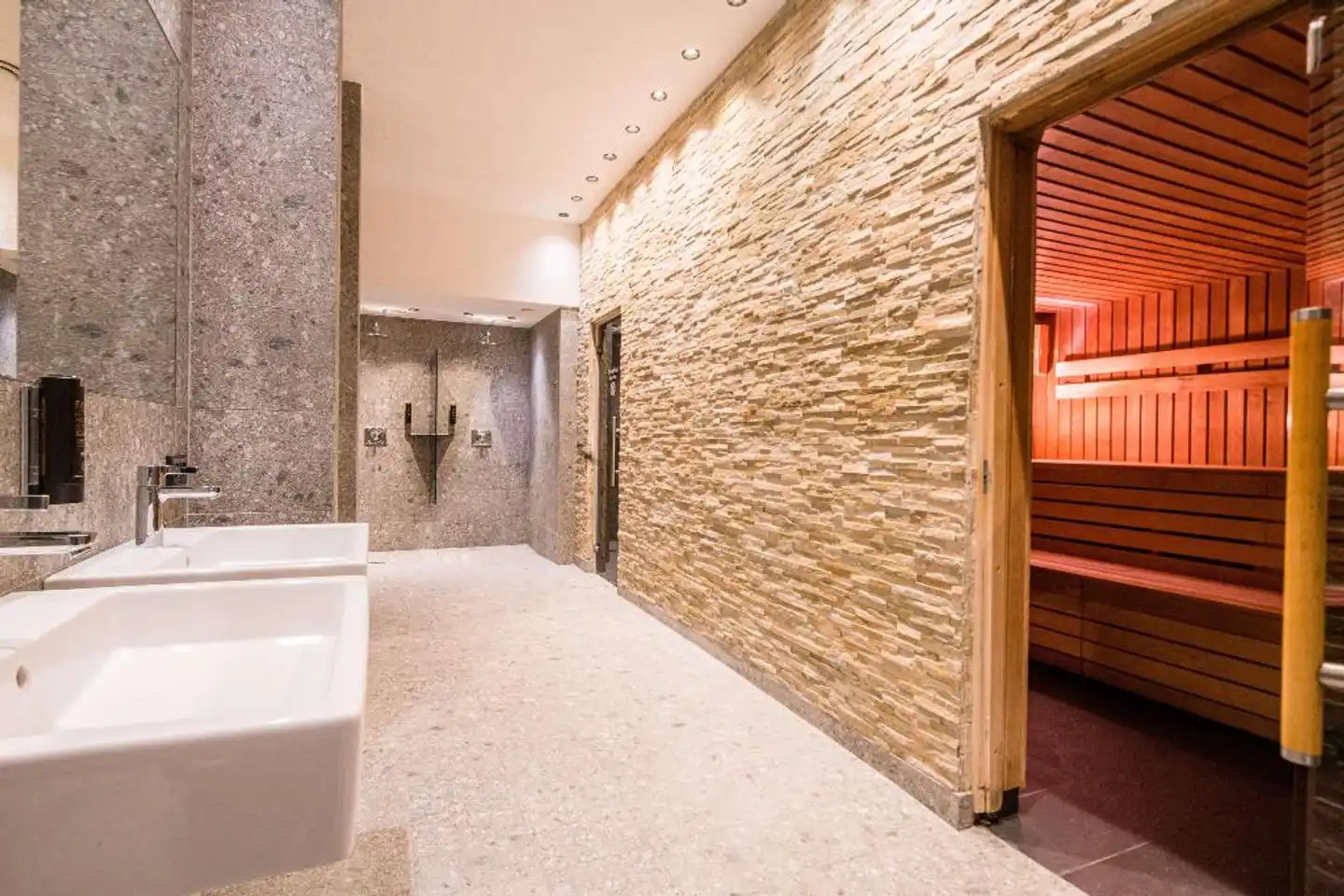 Best Western Premier Central Hotel Leonhard Wellness