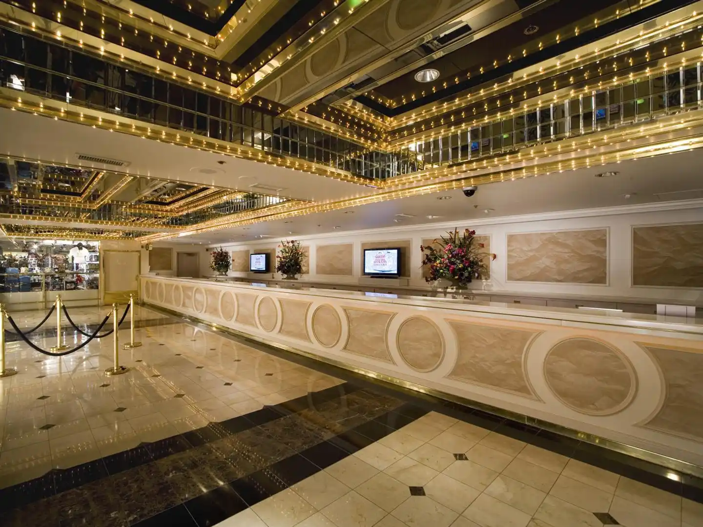 Four Queens Hotel and Casino Lobby