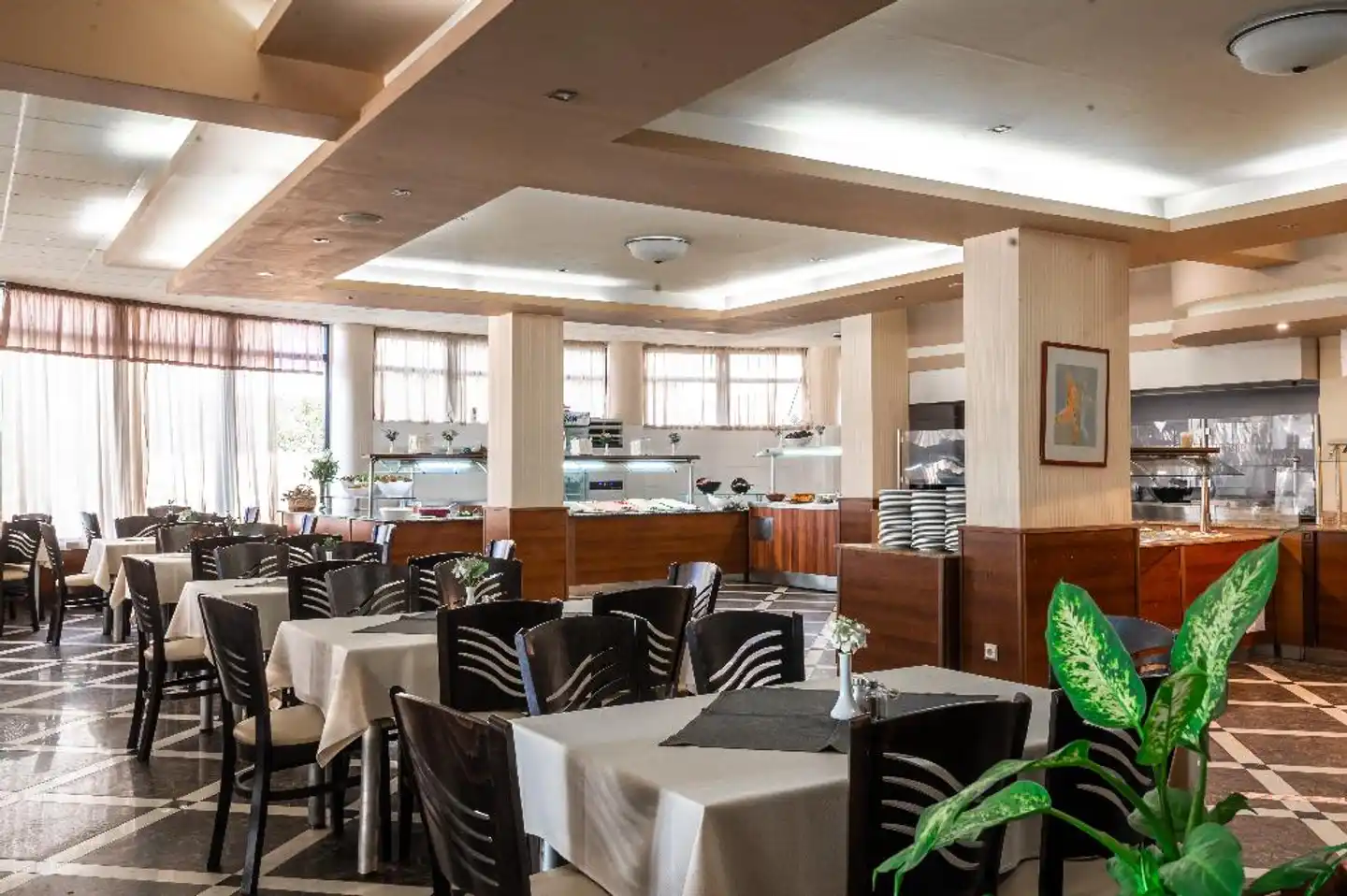 Elpida Beach Restaurant