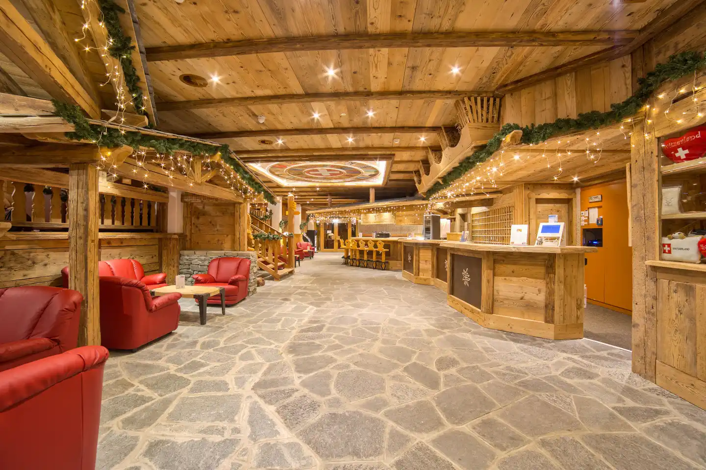 Central-Résidence Lobby