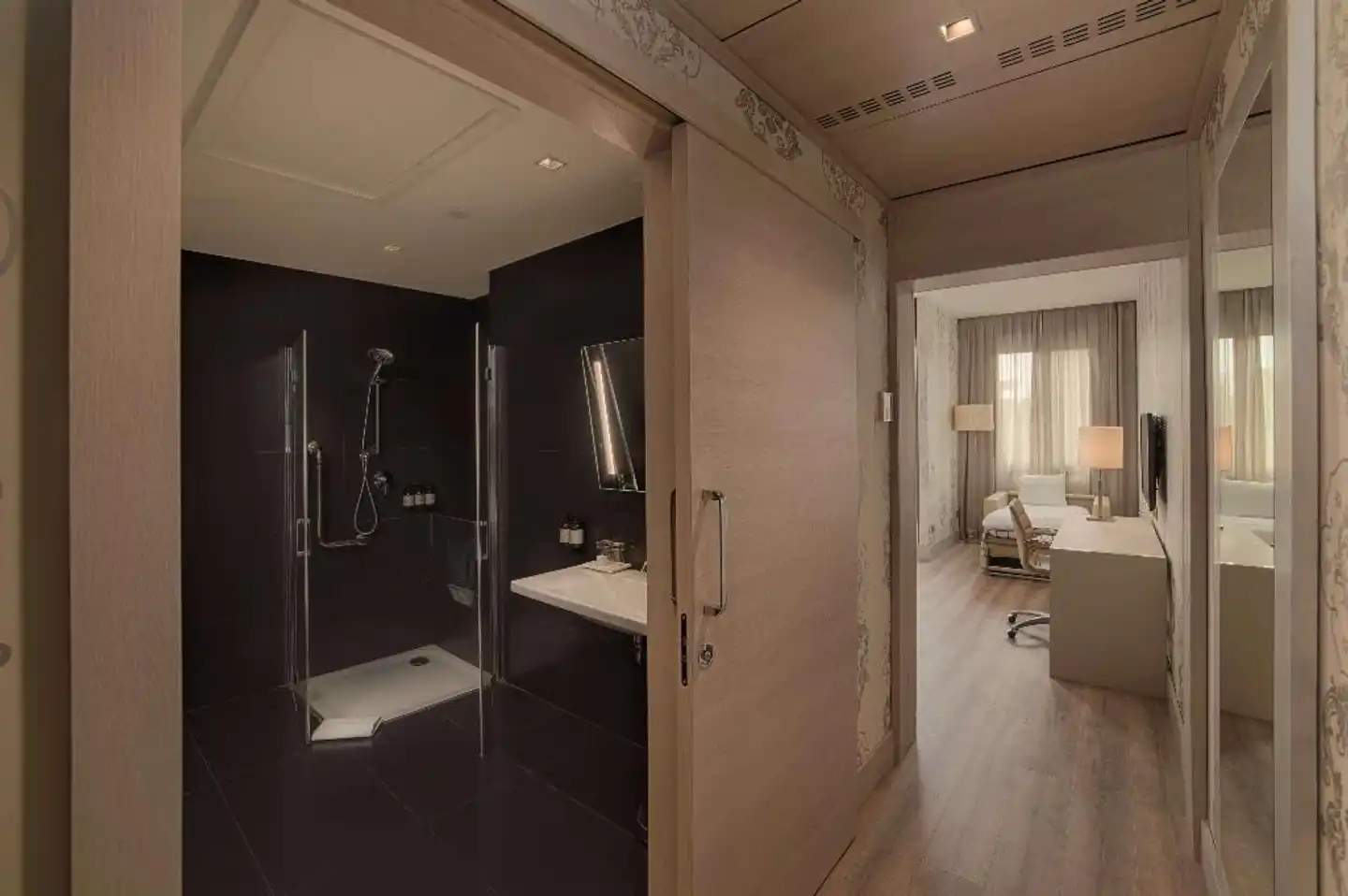 NH Firenze Badezimmer