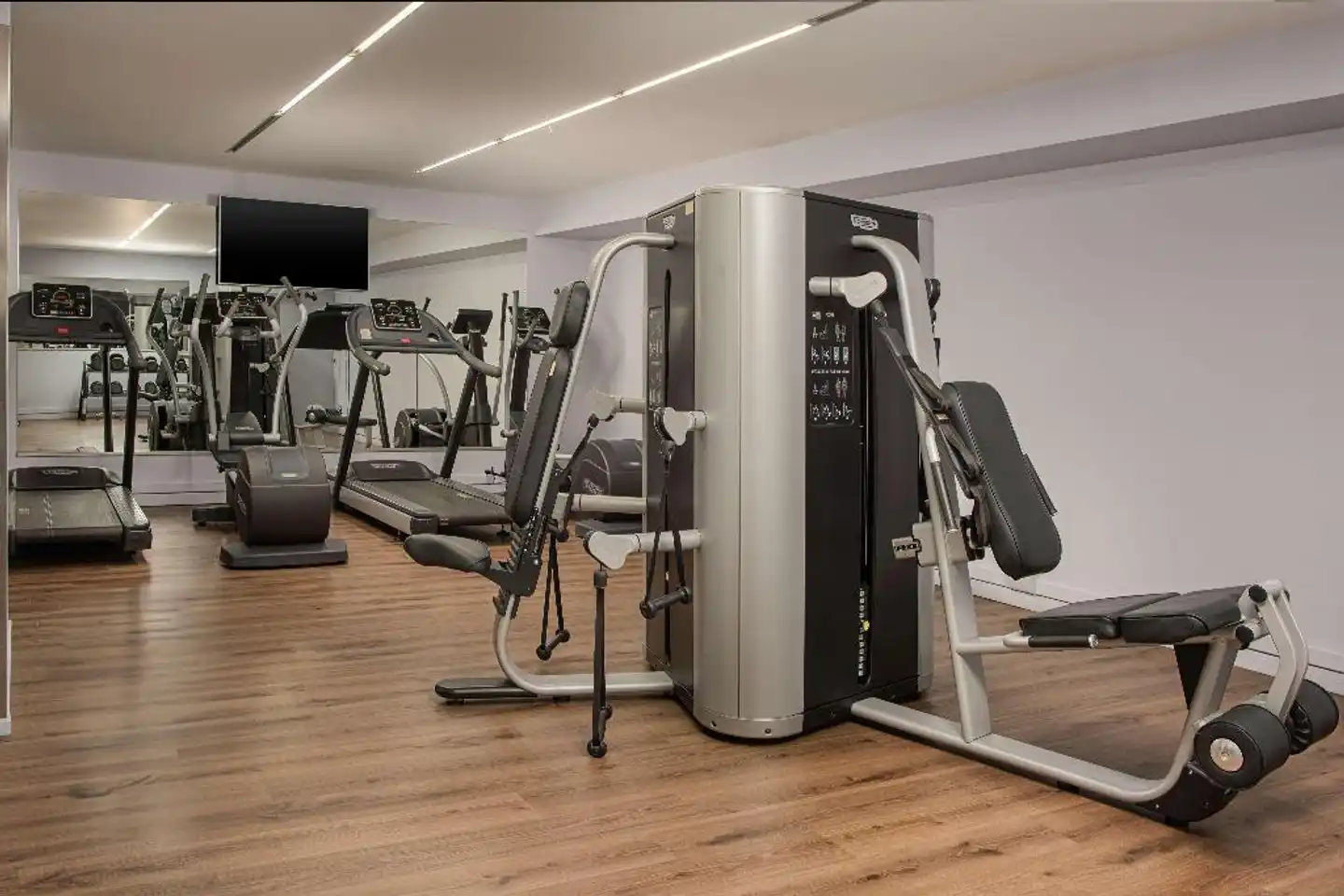 NH Firenze Sport und Entertainment