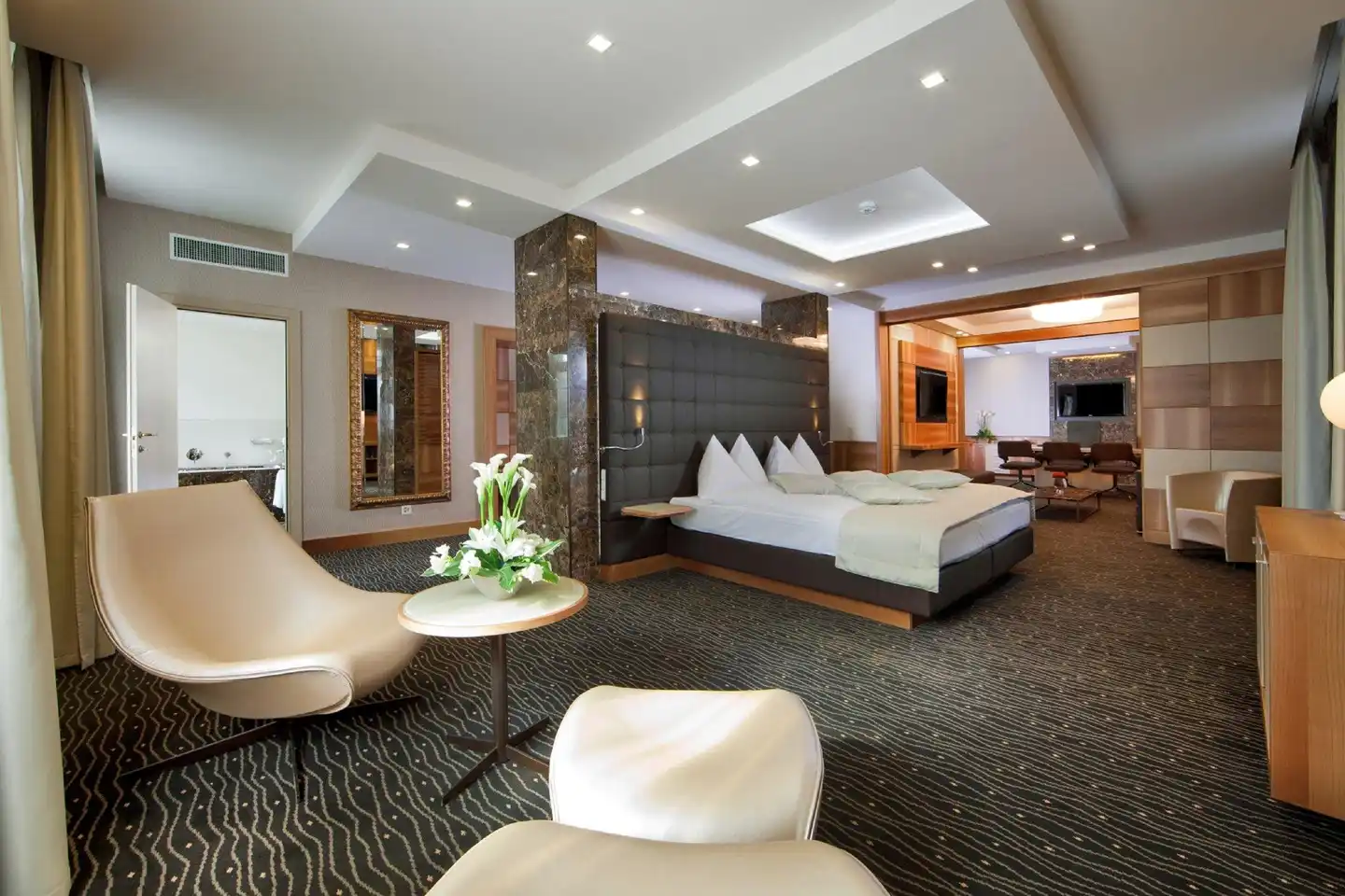 St. Gotthard Lobby
