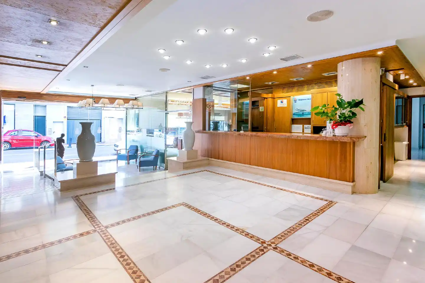 Duquesa Playa Lobby