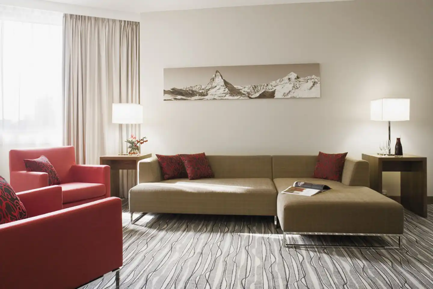 Mövenpick Hotel & Casino Geneva Wohnbeispiel