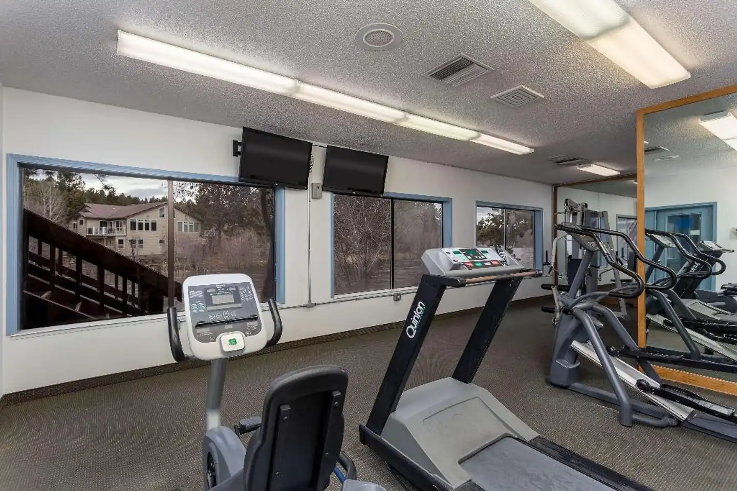 Shilo Inn Suites Hotel - Bend Sport und Entertainment