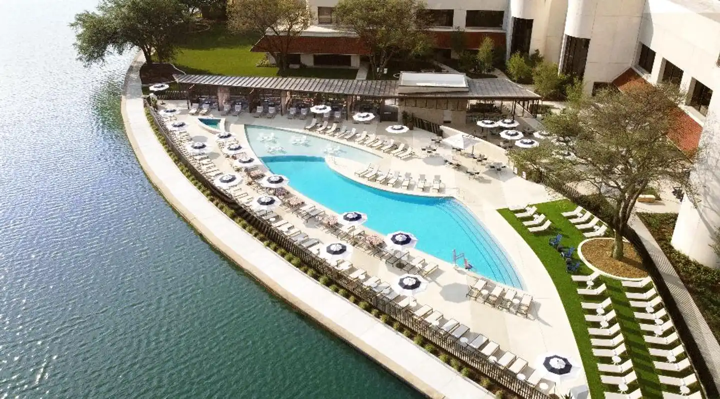 Omni Mandalay at Las Colinas Pool